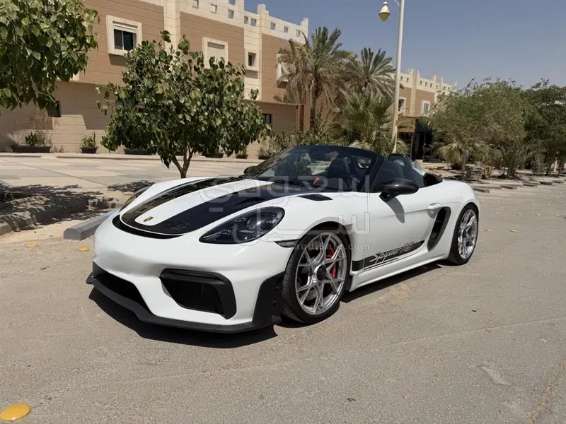 2025 بورش 718 سبايدر
