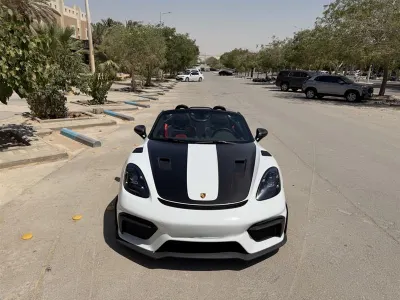 2025 بورش 718 سبايدر
