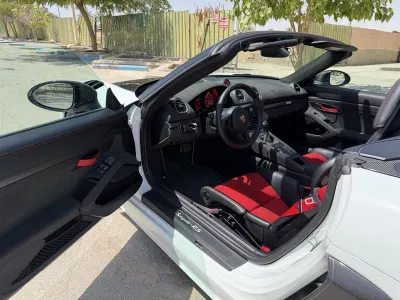2025 بورش 718 سبايدر