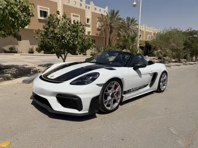 2025 بورش 718 سبايدر