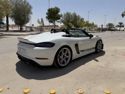 2025 بورش 718 سبايدر