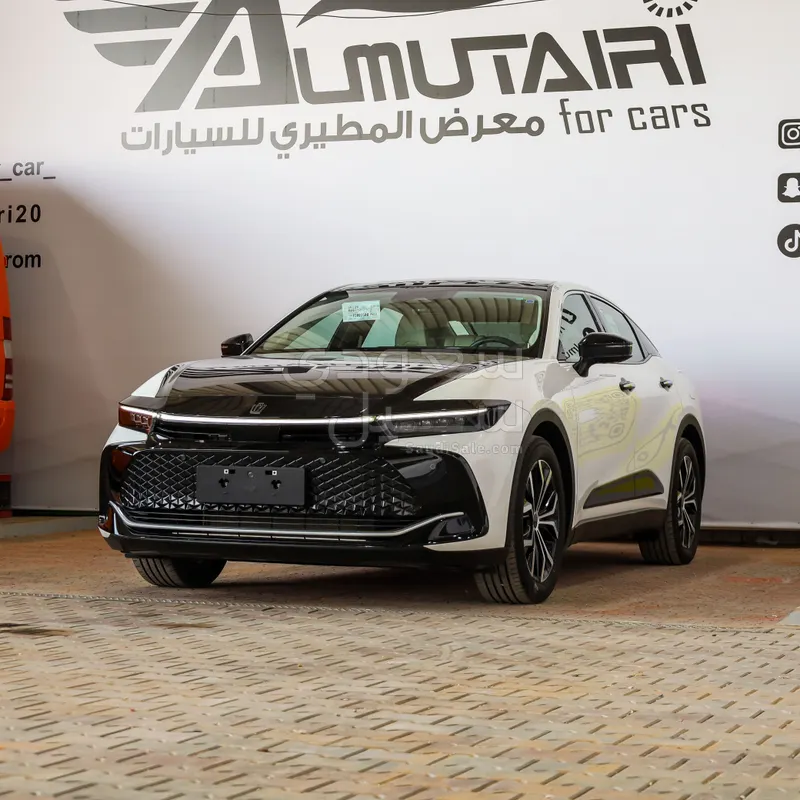 2023 تويوتا كراون