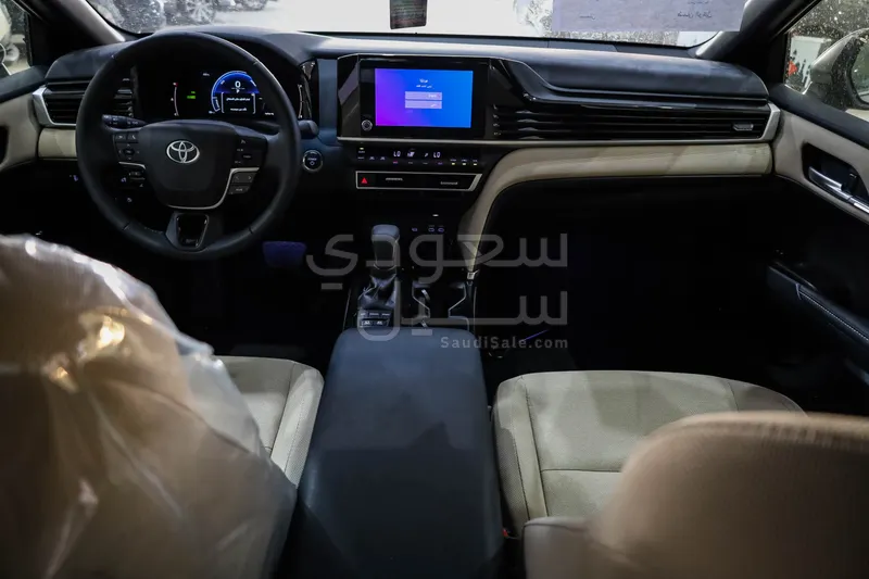 2026 تويوتا كامري ال اي