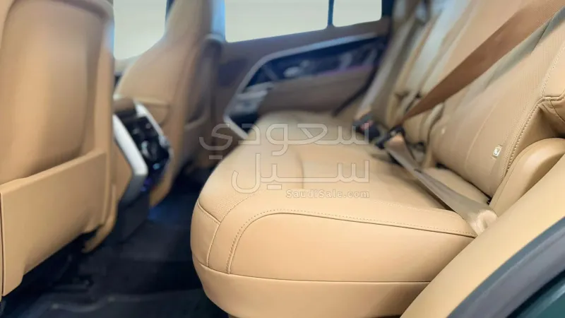 2026 لاند روفر رينج روفر اتش اس اي