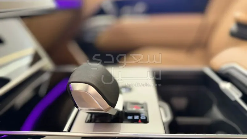 2026 لاند روفر رينج روفر اتش اس اي