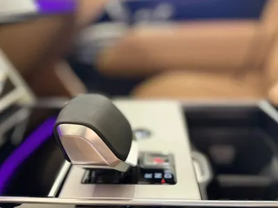 2026 لاند روفر رينج روفر اتش اس اي