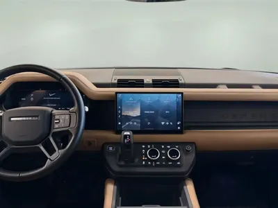 2025 لاند روفر ديفيندر 110 اكس داينمك