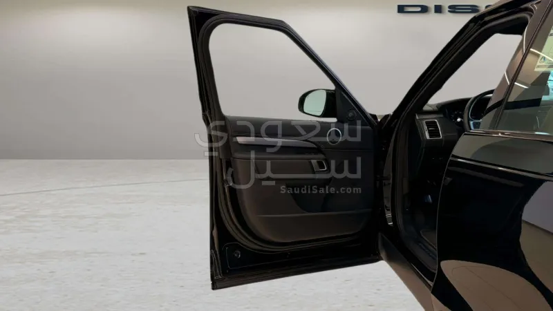 2025 لاند روفر ديسكفري سبورت