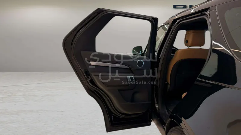 2025 لاند روفر ديسكفري سبورت