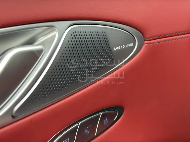 2025 Genesis GV 70