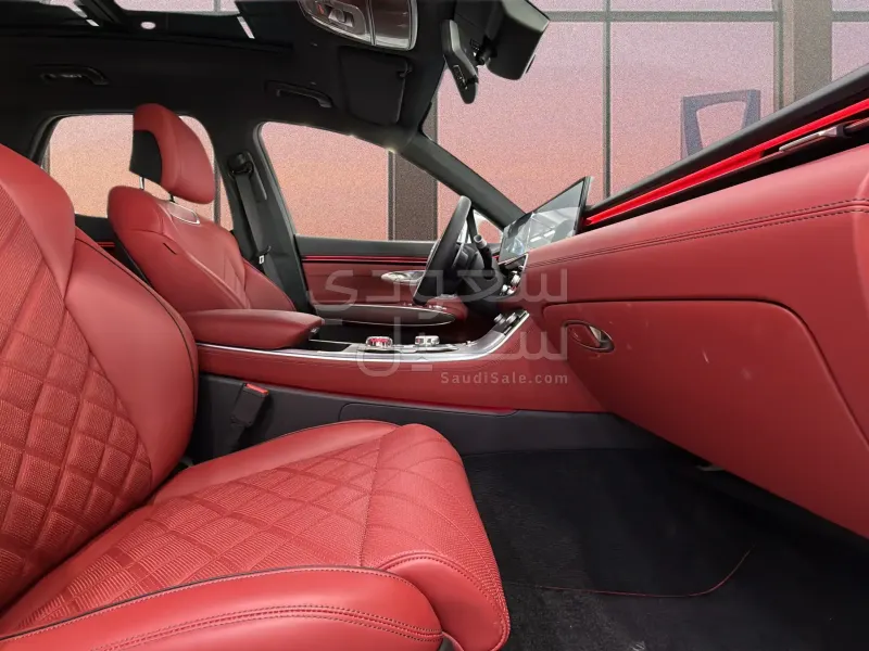 2025 Genesis GV 70