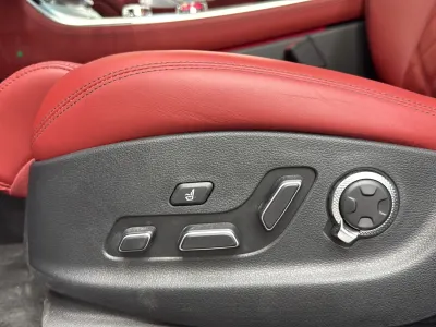 2025 Genesis GV 70