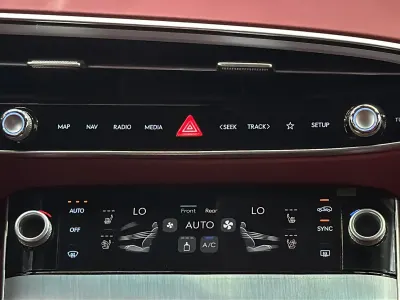 2025 Genesis GV 70