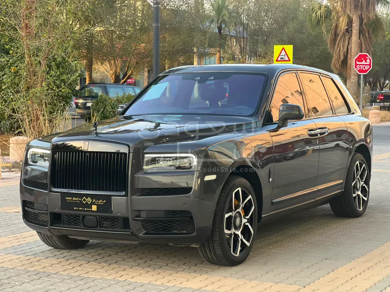 2022 رولز رويس كولينان بلاك بادج