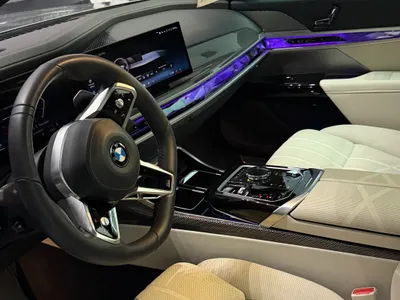 2025 بي ام دبليو الفئة السابعة 735أي