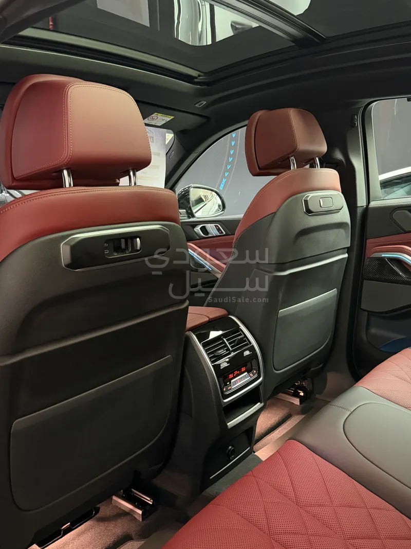 2025 بي ام دبليو الفئة اكس 6 إم كت