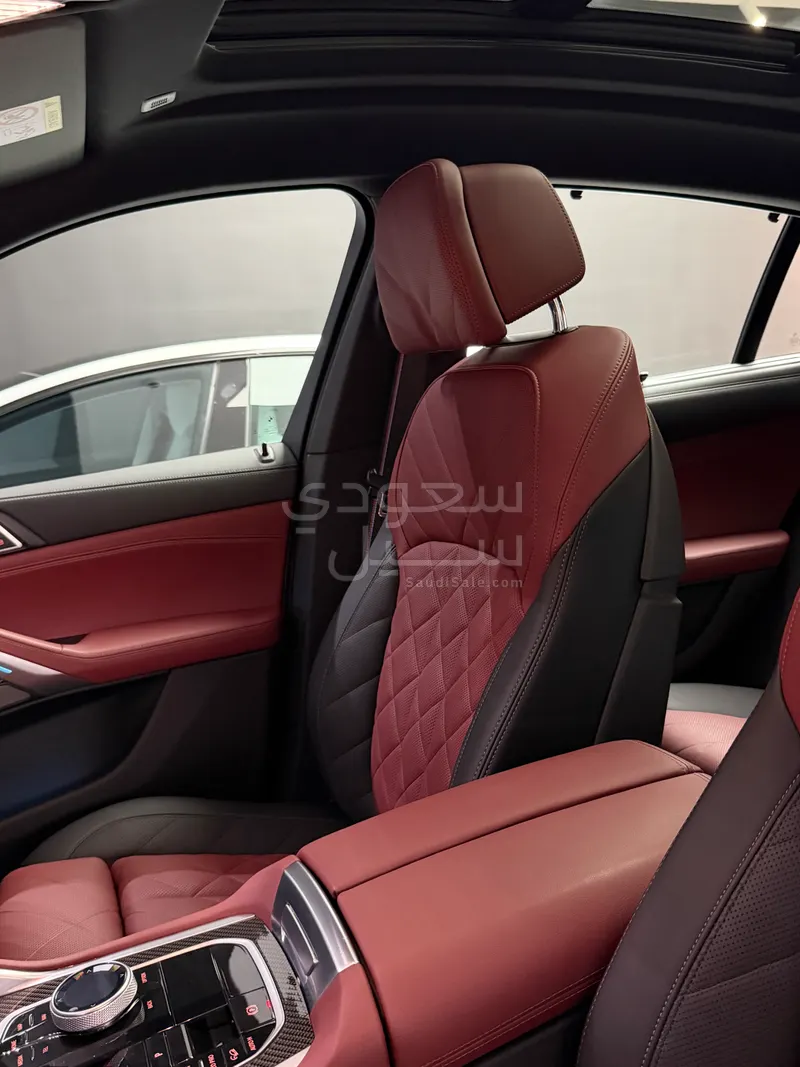 2025 بي ام دبليو الفئة اكس 6 إم كت