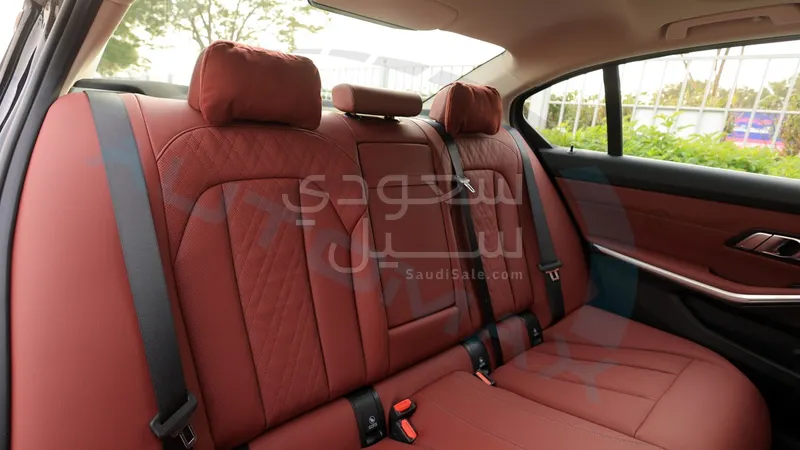 2026 بي ام دبليو الفئة الثالثة 325 أي