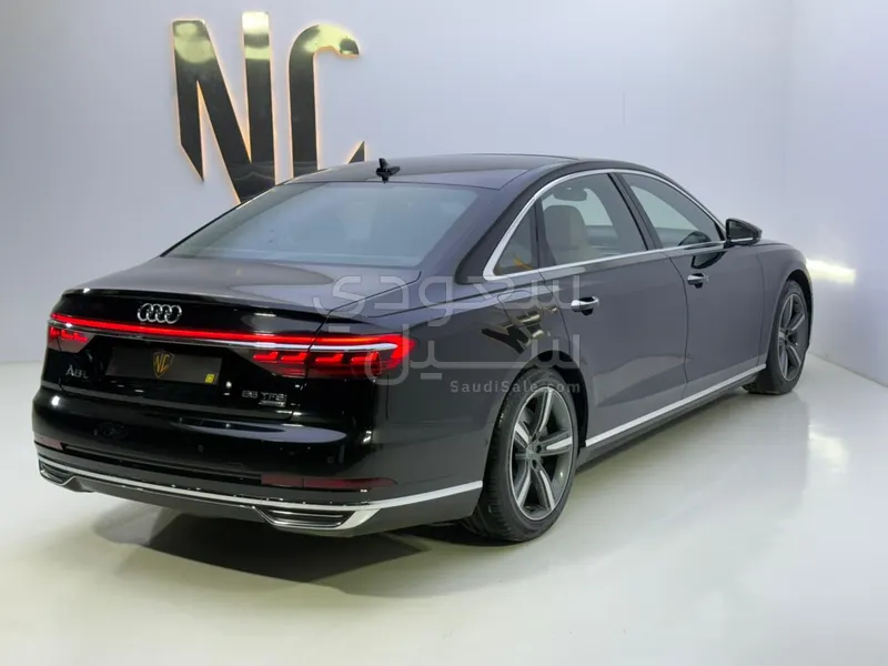 2019 اودي اي 8 ال 55تي اف اس أي