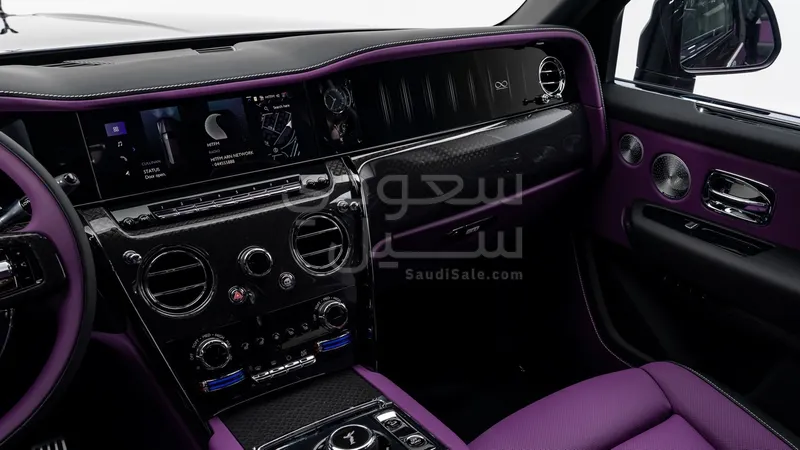 2026 رولز رويس كولينان بلاك بادج