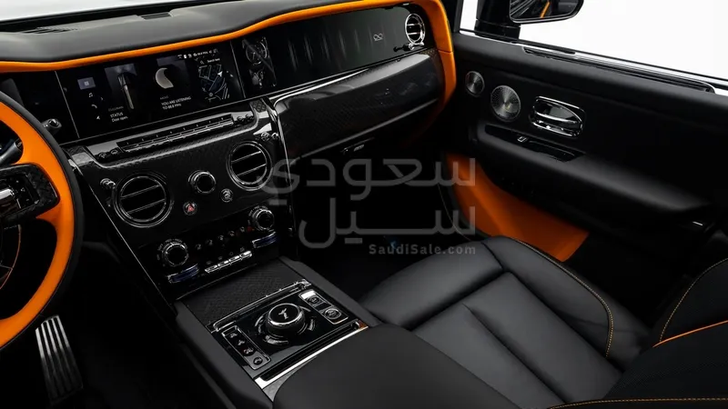 2026 رولز رويس كولينان بلاك بادج