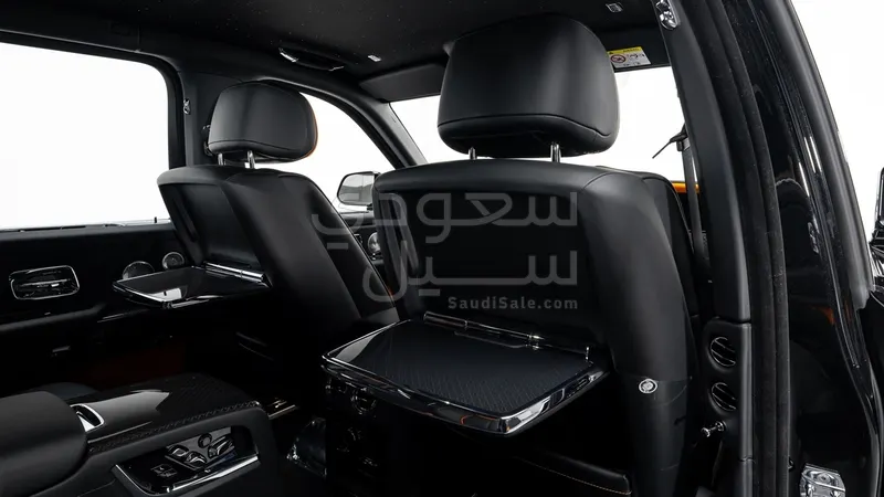 2026 رولز رويس كولينان بلاك بادج