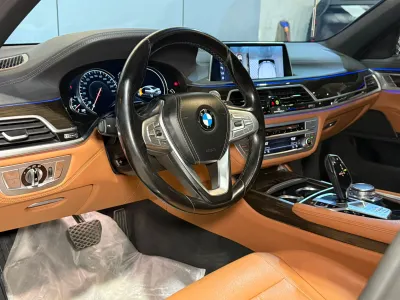 2018 بي ام دبليو الفئة السابعة 730 إل أي
