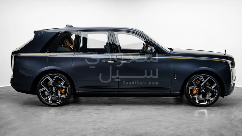 2026 رولز رويس كولينان بلاك بادج