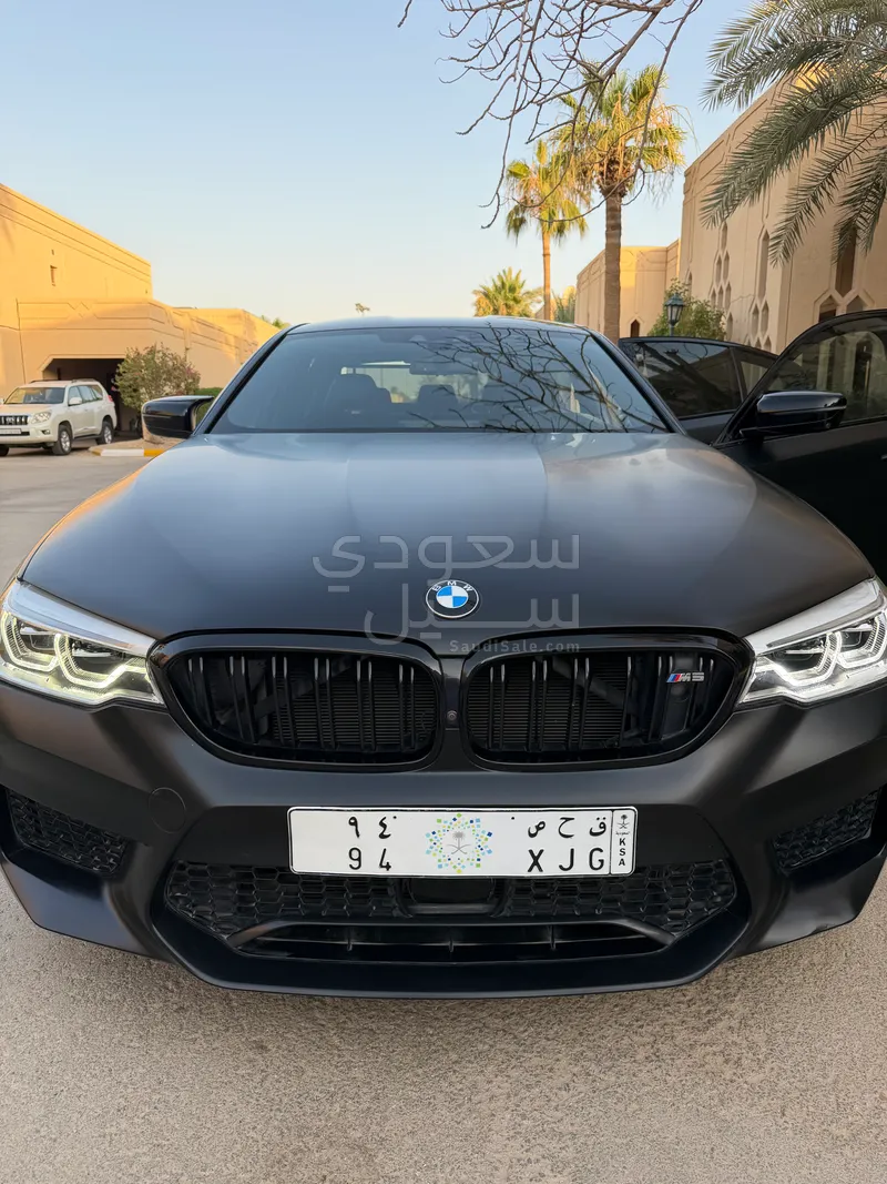 2019 بي ام دبليو الفئة ام إم 5 كومباتيشن باكج