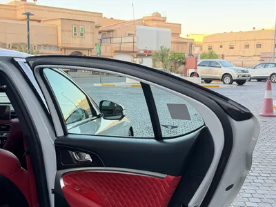2021 جينيسيس جي 70