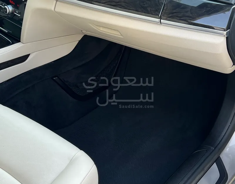 2013 بي ام دبليو الفئة السابعة 730 إل أي