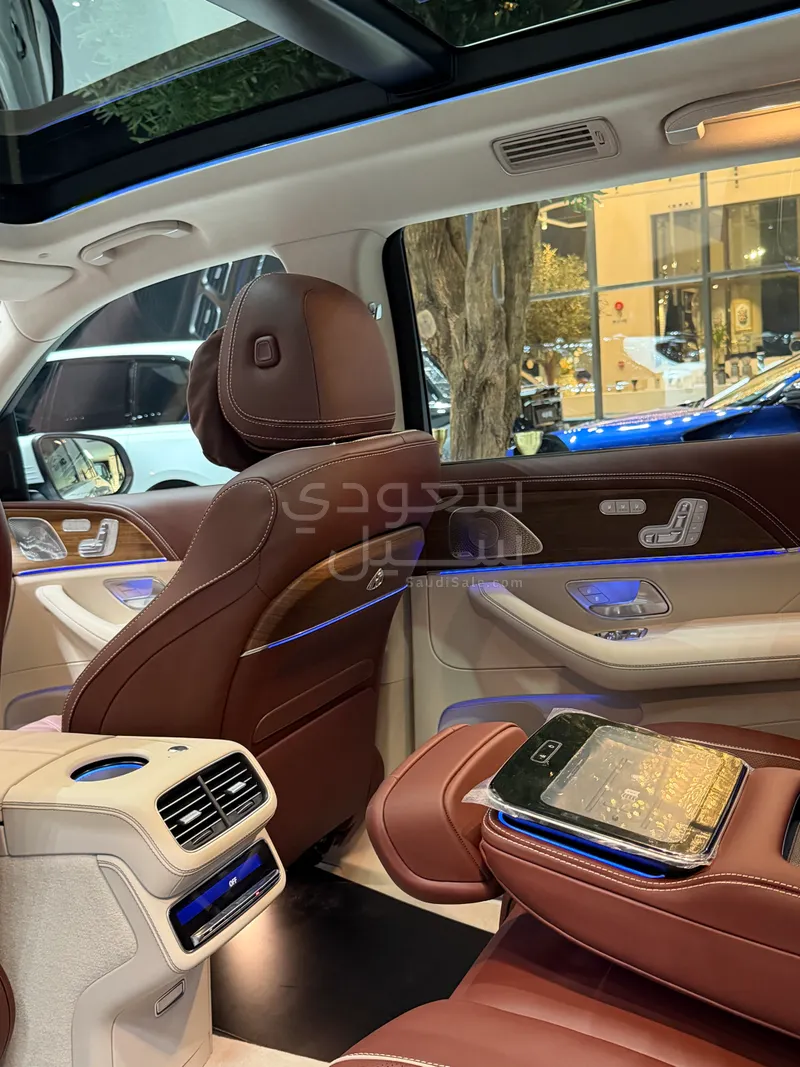 2026 مرسيدس - بنز جي إل إس 600 مايباخ