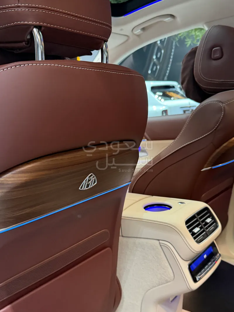 2026 مرسيدس - بنز جي إل إس 600 مايباخ