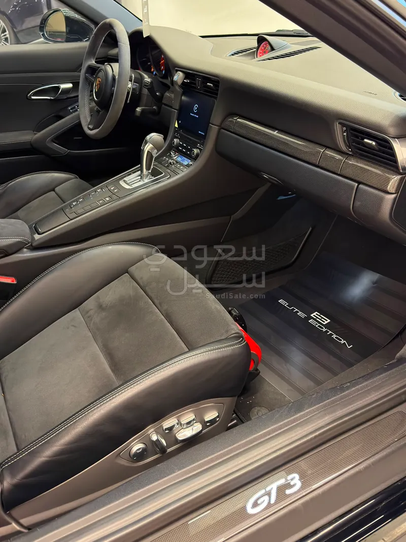 2018 بورش 911 جي تي 3