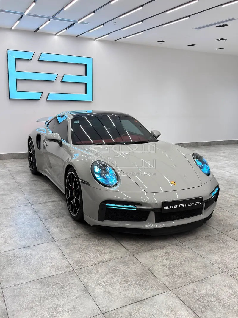 2021 بورش 911 توربو