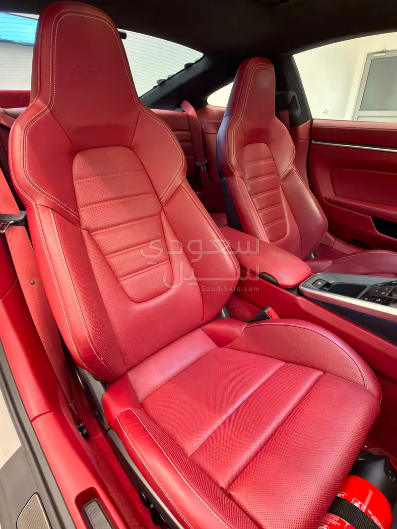2021 بورش 911 توربو