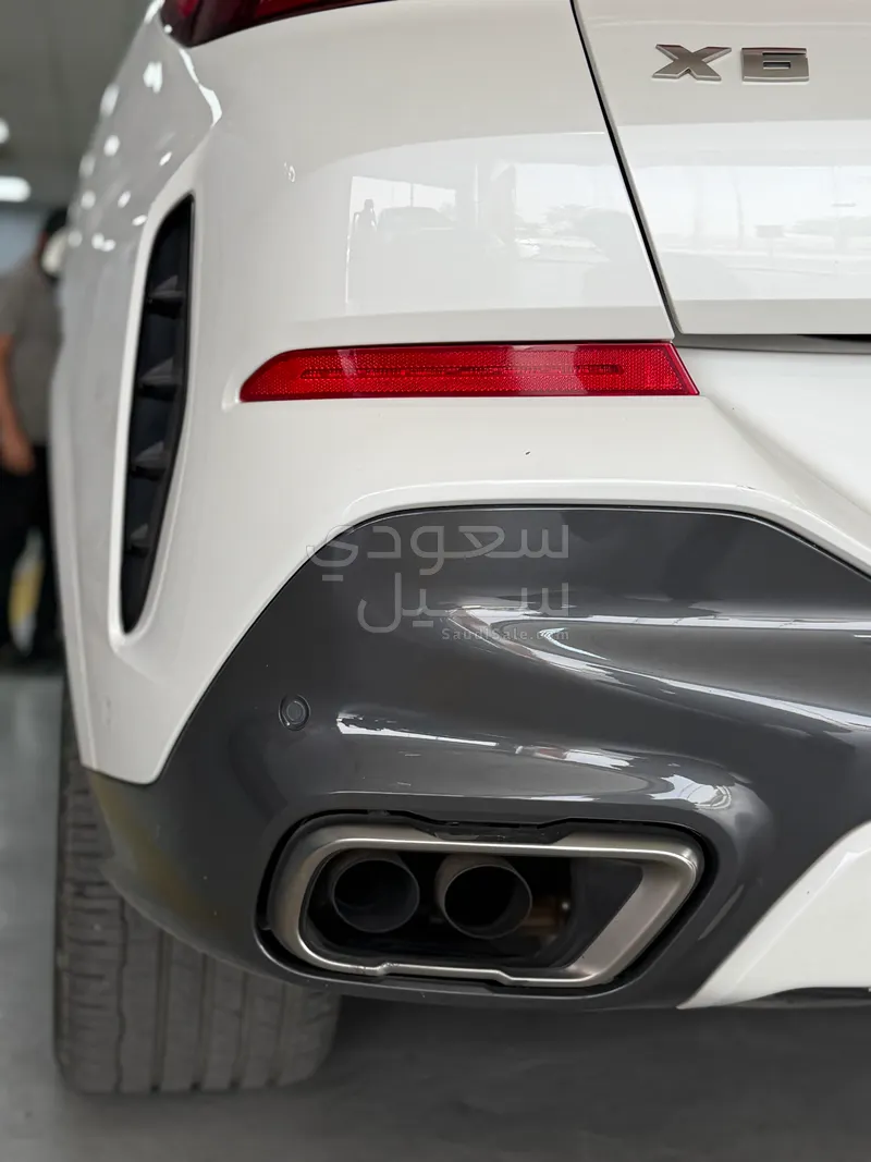2022 بي ام دبليو الفئة اكس 6 إم 50 أي