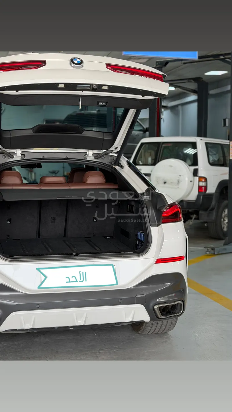 2022 بي ام دبليو الفئة اكس 6 إم 50 أي