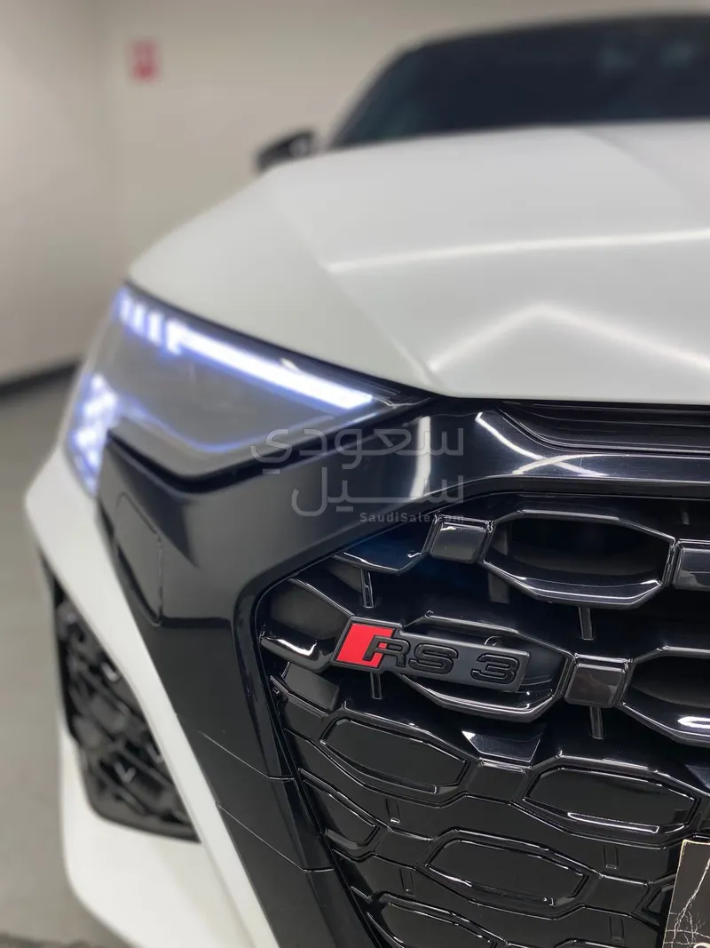 2024 اودي ار اس 3