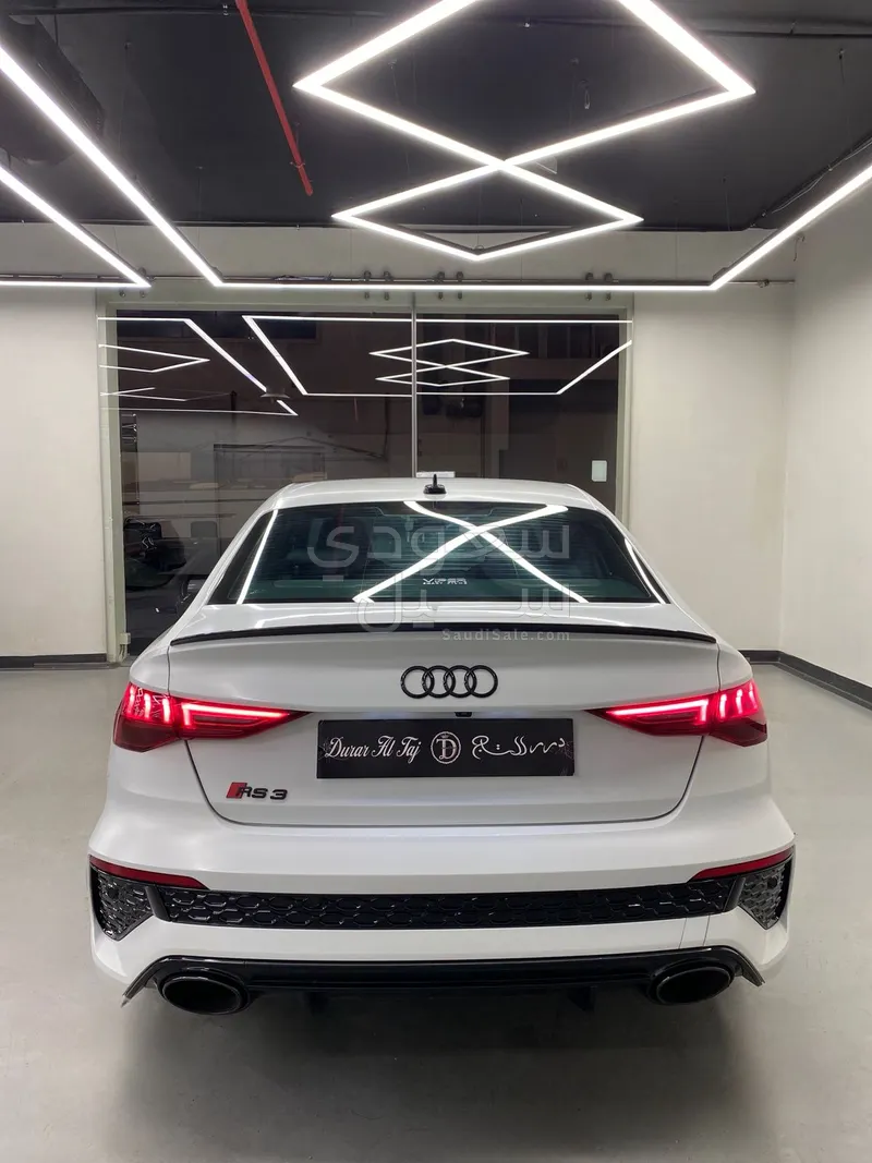 2024 اودي ار اس 3