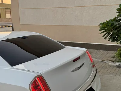 2014 كرايسلر 300 سي