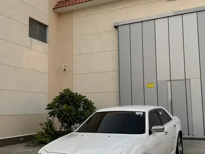 2014 كرايسلر 300 سي