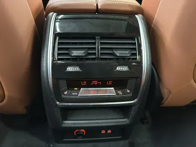 2025 بي ام دبليو الفئة اكس 7