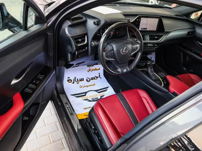 2023 لكزس يو إكس 200 اف سبورت