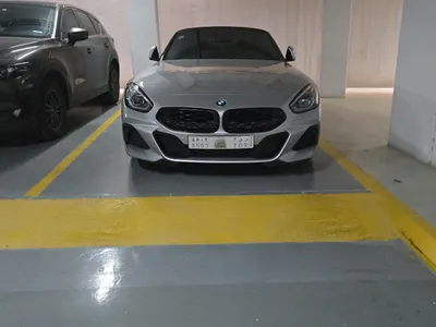 2022 بي ام دبليو الفئة زد 4