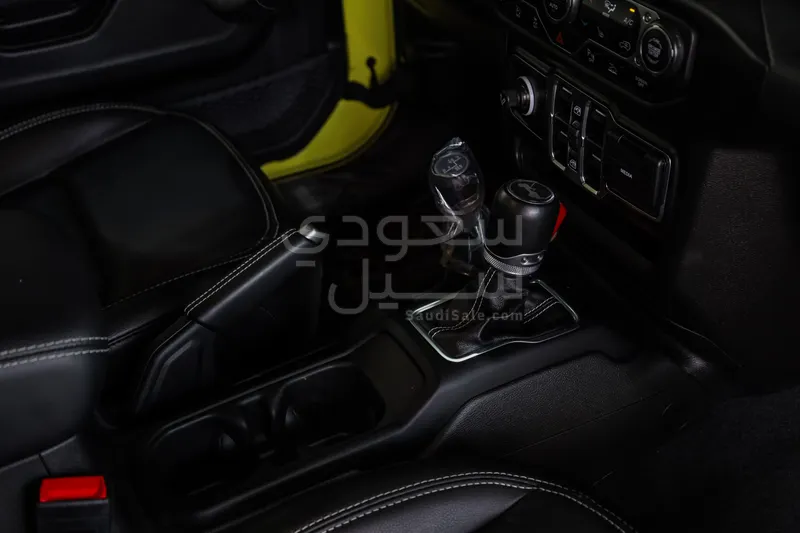 2023 جييب رانجلر صحارى