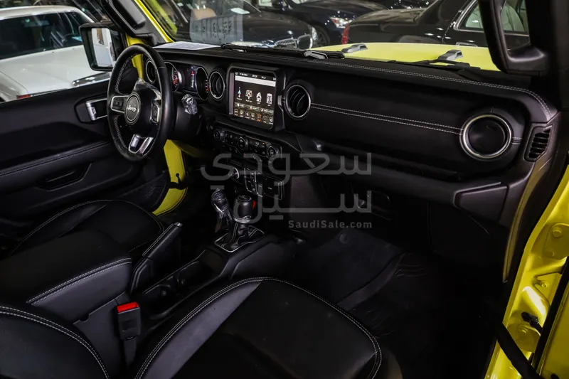 2023 جييب رانجلر صحارى