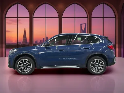 2025 بي ام دبليو الفئة اكس 1