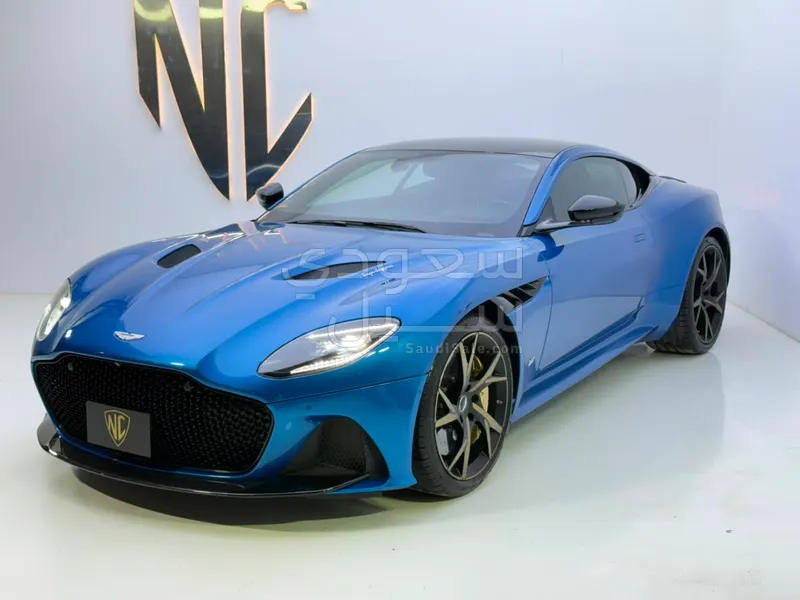 2019 استون مارتن دي بي  اس سوبر ليجيرا