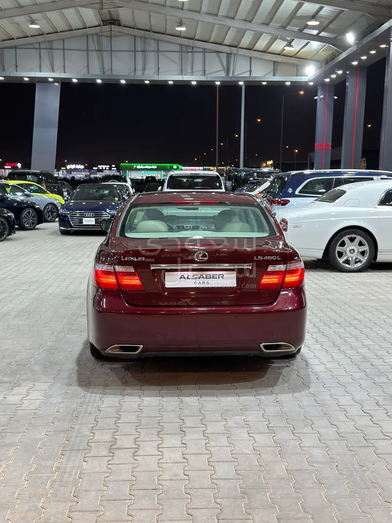 2008 لكزس إل إس 460 إل